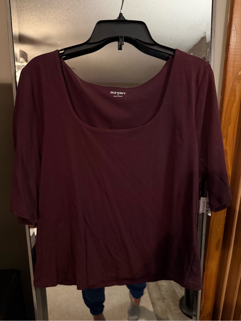 Old Navy Scoop Neck Short Sleeve Top - Plum